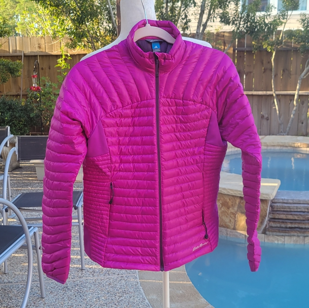 Eddie Bauer puffer jacket goes down storming 800 S